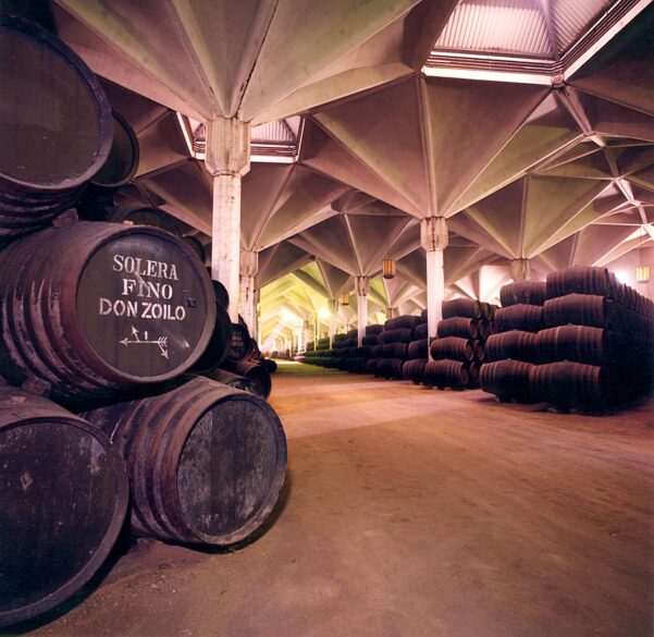 Interior de la bodega Williams & Humbert
