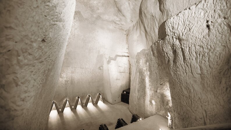Imagen de una cueva de piedra caliza en Champagne