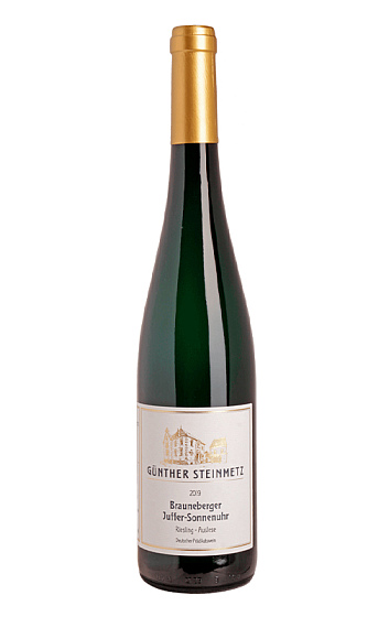 Imagen de la botella de Günther Steinmetz Juffer Sonnenuhr Auslese Goldkapsel 2019