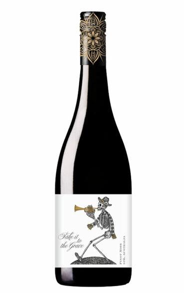 Botella de Take it to the grave Pinot Noir 2021