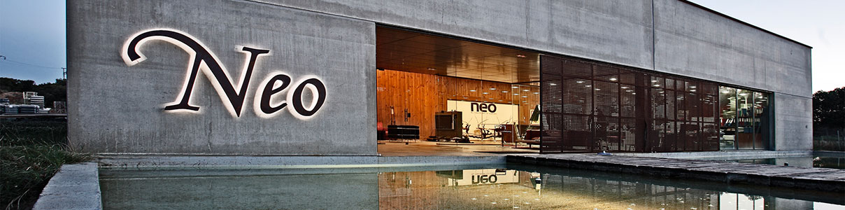 Productor: Bodegas y Viñedos Neo
