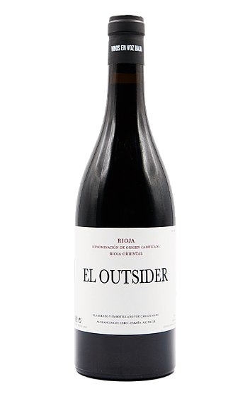 Producto: En Voz Baja El Outsider 2024