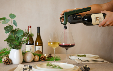 Coravin Timeless Six Holiday Limited Edition Forest Green 2024